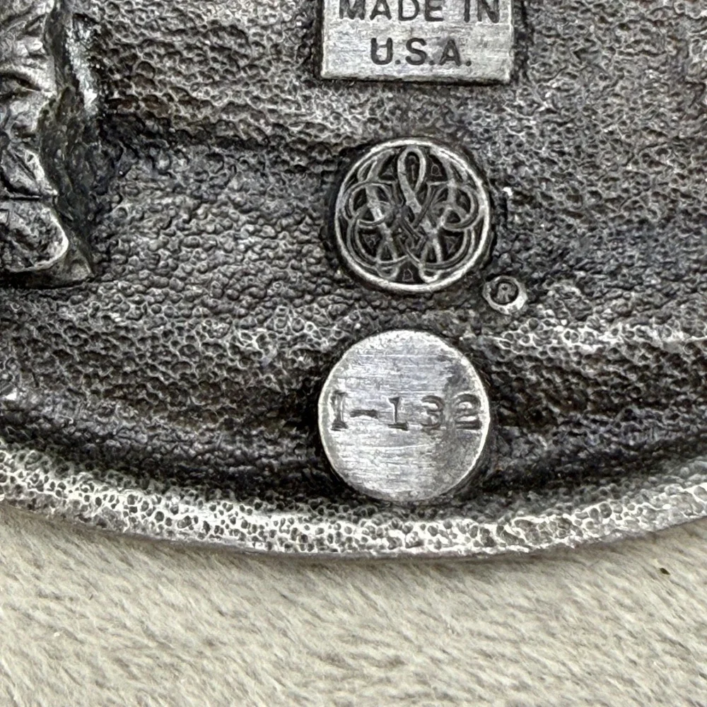 Vintage Bergomot Brass Works US Navy Belt Buckle Silver Tone Enamel‎